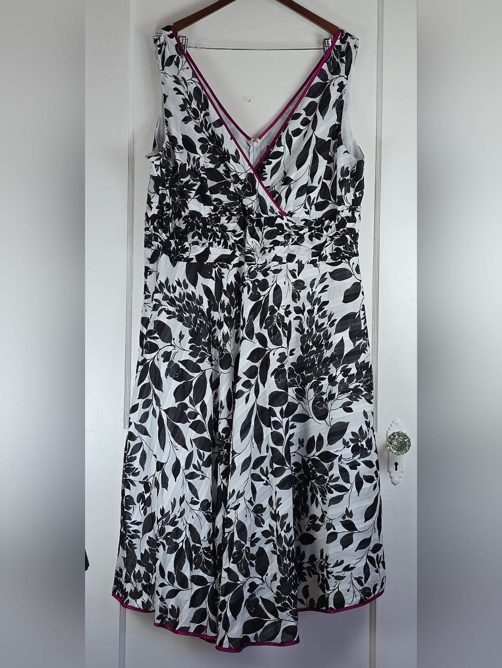 Lane Bryant Black and White Floral Sleeveless Party Dress 24W